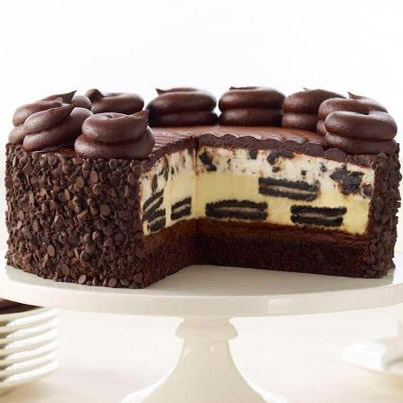 еда на фестивале День мостов